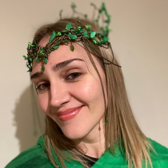 Beautiful Forest Tiara with Bronze Charms - Picture 3 of 9